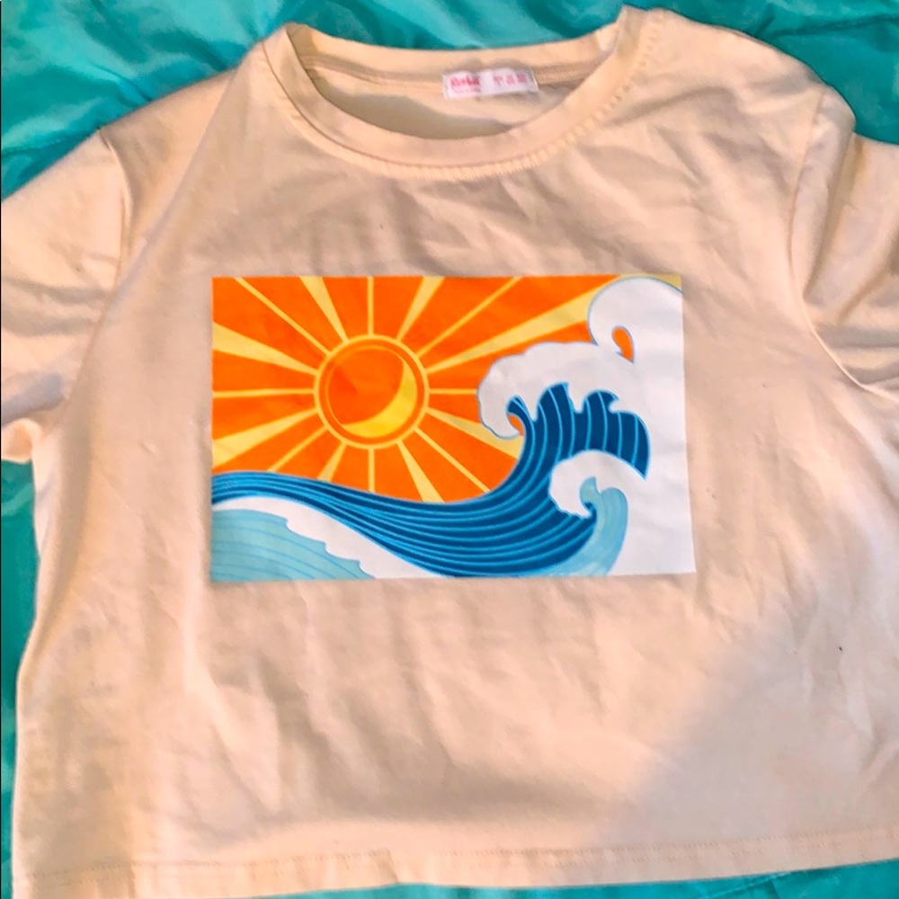 Sun and waves t-shirt